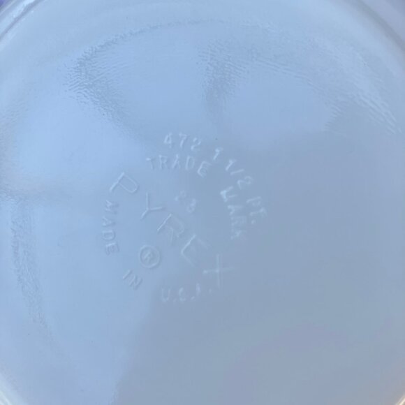 Pyrex Turquoise Butterprint 472 casserole with lid - Picture 9 of 12